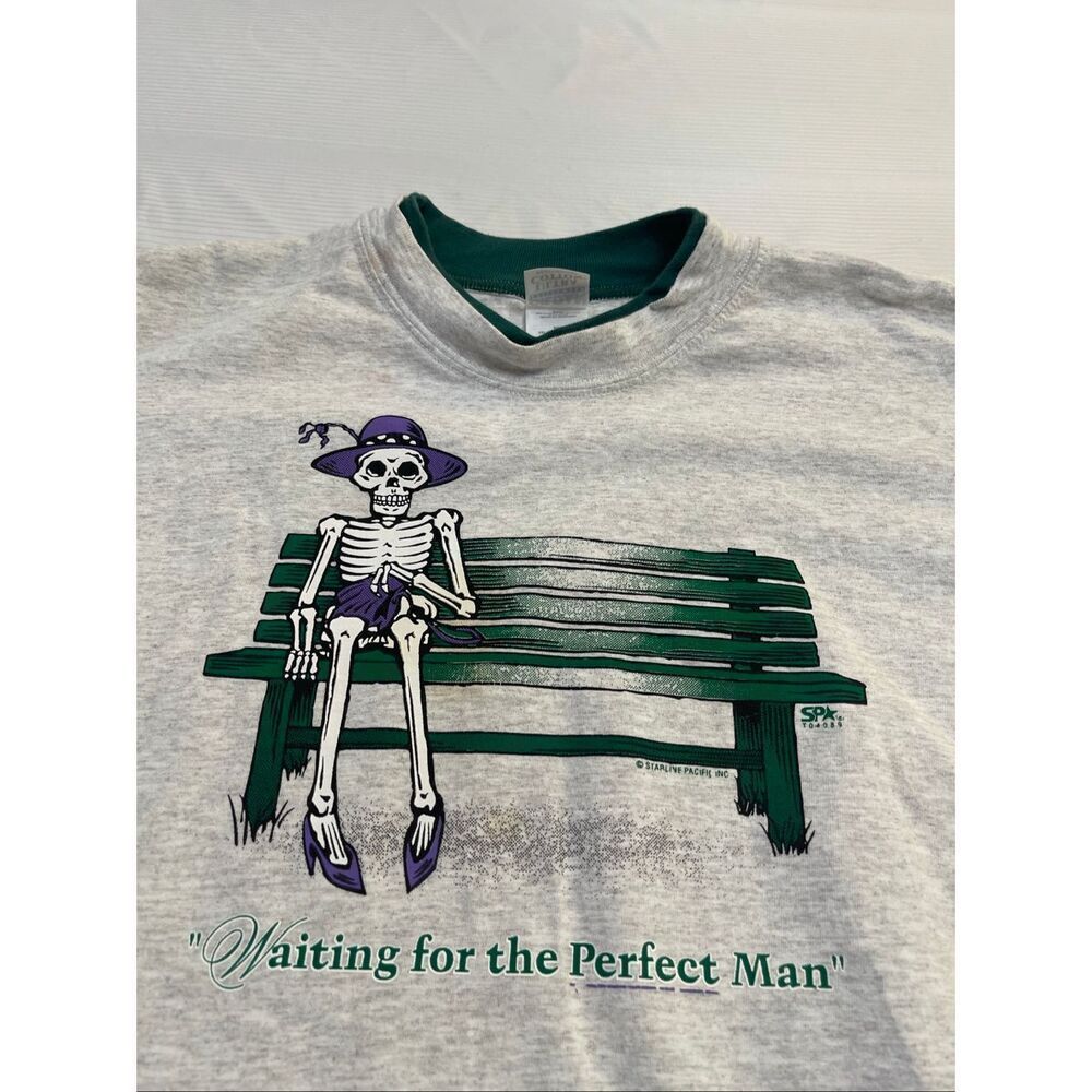 Waiting For The Perfect Man Funny Skeleton Vintage T-Shirt Size XXL